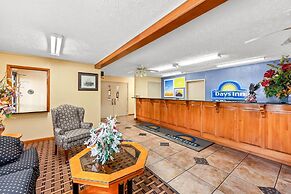 Days Inn by Wyndham Lexington