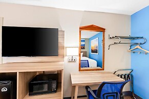 Days Inn by Wyndham Lexington