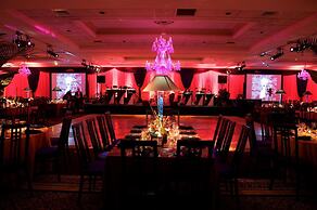 Radisson Hotel and Conference Center Rockford