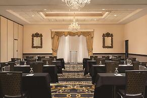 Radisson Hotel and Conference Center Rockford