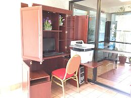 Americas Best Value Inn & Suites St. Louis, St. Charles Inn