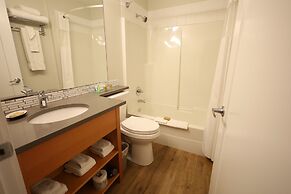 Glacier Mountain Lodge