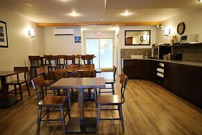 Glacier Mountain Lodge