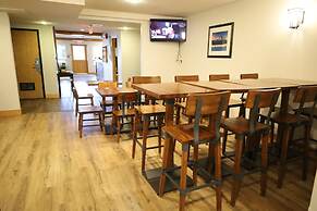 Glacier Mountain Lodge