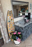 Hole Inn the Wall Hotel - Fort Walton Beach - Sunset Plaza - nearby Be