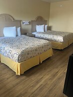 Hole Inn the Wall Hotel - Fort Walton Beach - Sunset Plaza - nearby Be