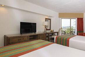 Tesoro Ixtapa Beach Resort