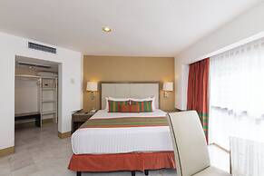 Tesoro Ixtapa Beach Resort