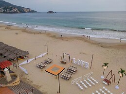 Tesoro Ixtapa Beach Resort