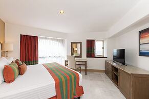 Tesoro Ixtapa Beach Resort