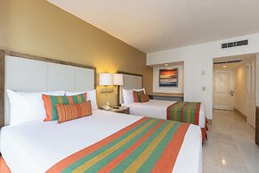 Tesoro Ixtapa Beach Resort