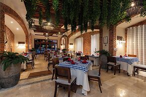 Tesoro Ixtapa Beach Resort