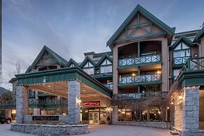 Pinnacle Hotel Whistler Village