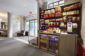 Pinnacle Hotel Whistler Village