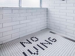 Hotel Belmont Vancouver - MGallery Collection