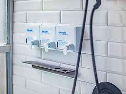 Hotel Belmont Vancouver - MGallery Collection