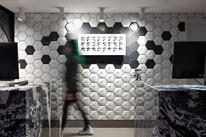 Hotel Belmont Vancouver - MGallery Collection