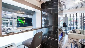 Hotel Belmont Vancouver - MGallery Collection