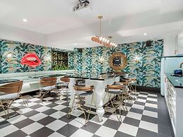 Hotel Belmont Vancouver - MGallery Collection