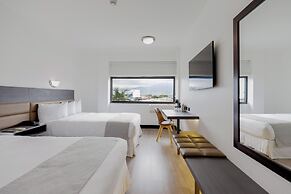 Parque del Lago Boutique Hotel