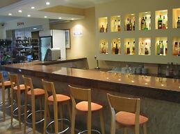 Helios Bay Hotel Apartments