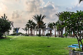 Helios Bay Hotel Apartments