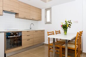 Helios Bay Hotel Apartments