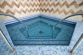 Rubin Wellness & Conference Hotel