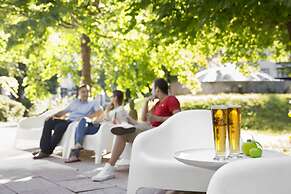 Rubin Wellness & Conference Hotel