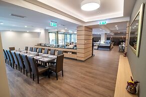 Rubin Wellness & Conference Hotel