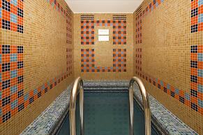 Rubin Wellness & Conference Hotel