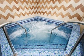 Rubin Wellness & Conference Hotel