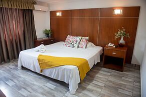 La Cresta Inn