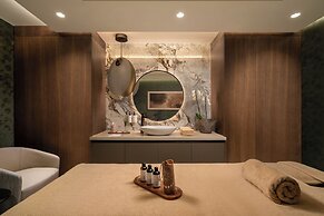 InterContinental Athénée Palace Bucharest by IHG