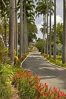 Fairmont Royal Pavilion