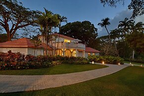 Fairmont Royal Pavilion