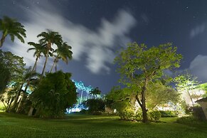 Fairmont Royal Pavilion