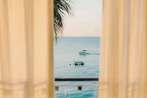 Fairmont Royal Pavilion