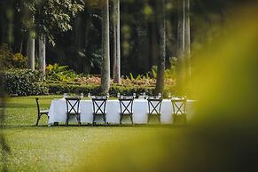 Fairmont Royal Pavilion