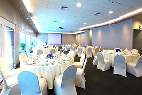 Delfines Hotel & Convention Center