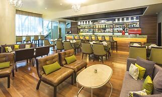 Delfines Hotel & Convention Center