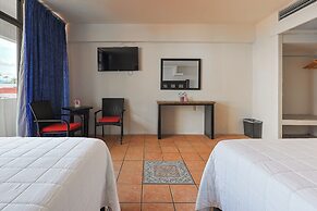 Hotel Delfin PV Beach Resort