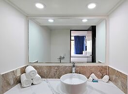 Hotel Delfin PV Beach Resort