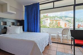 Hotel Delfin PV Beach Resort