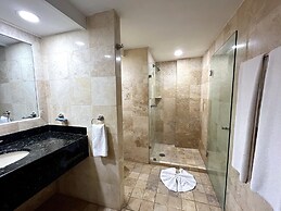 Hotel Delfin PV Beach Resort
