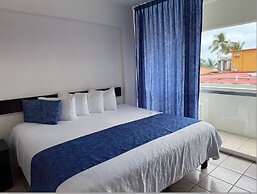 Hotel Delfin PV Beach Resort