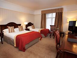 Red Cow Moran Hotel