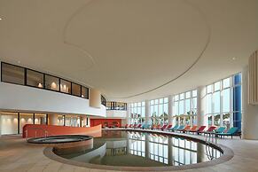 Sheraton Okinawa Sunmarina Resort
