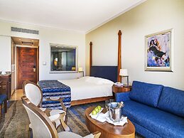 Alexander The Great Beach Hotel