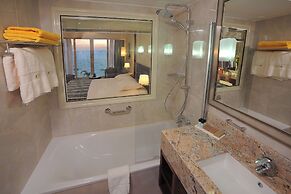 Alexander The Great Beach Hotel